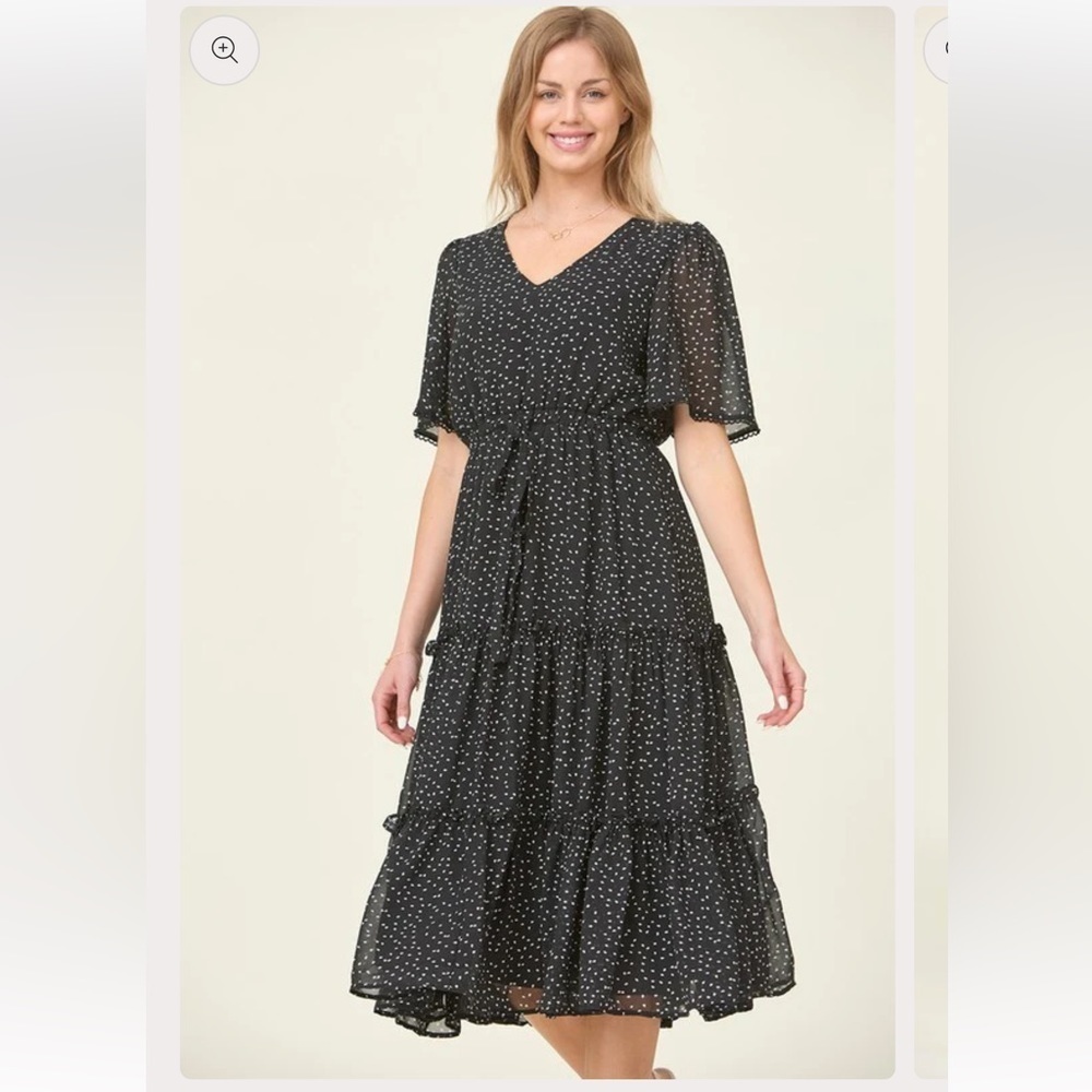 Tiered polka dot midi dress Medium